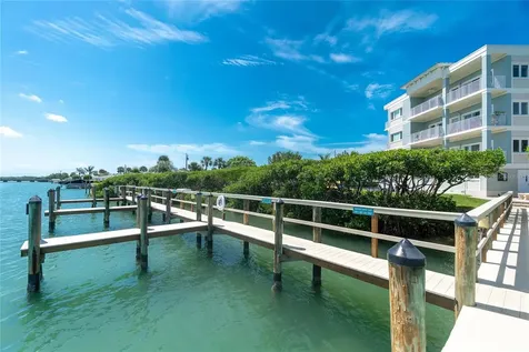 2225 N Beach Road Englewood FL 34223
