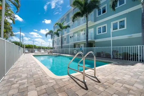 2225 N Beach Road Englewood FL 34223