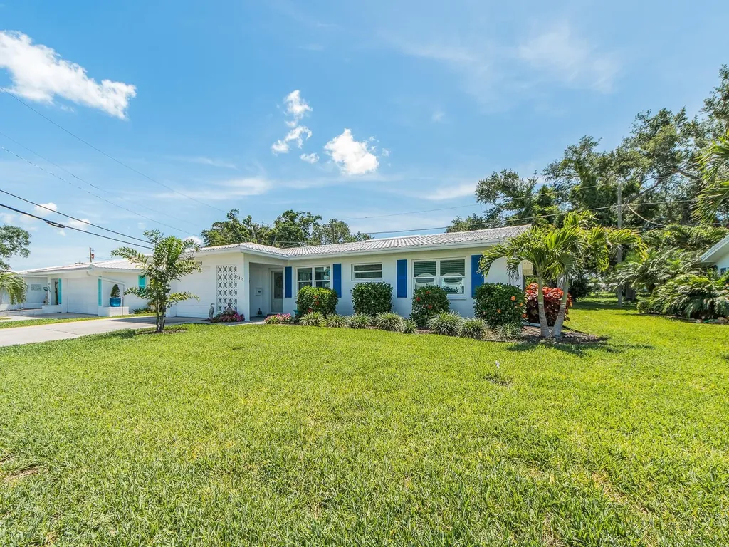 9259 142nd Street Seminole FL 33776