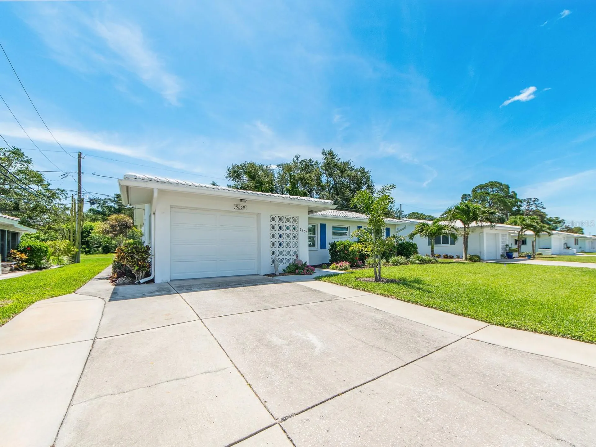 9259 142nd Street Seminole FL 33776