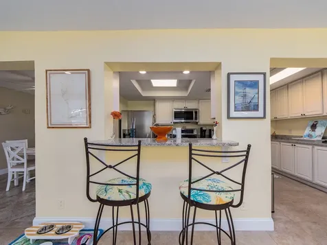 9259 142nd Street Seminole FL 33776
