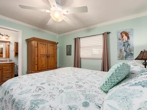 9259 142nd Street Seminole FL 33776