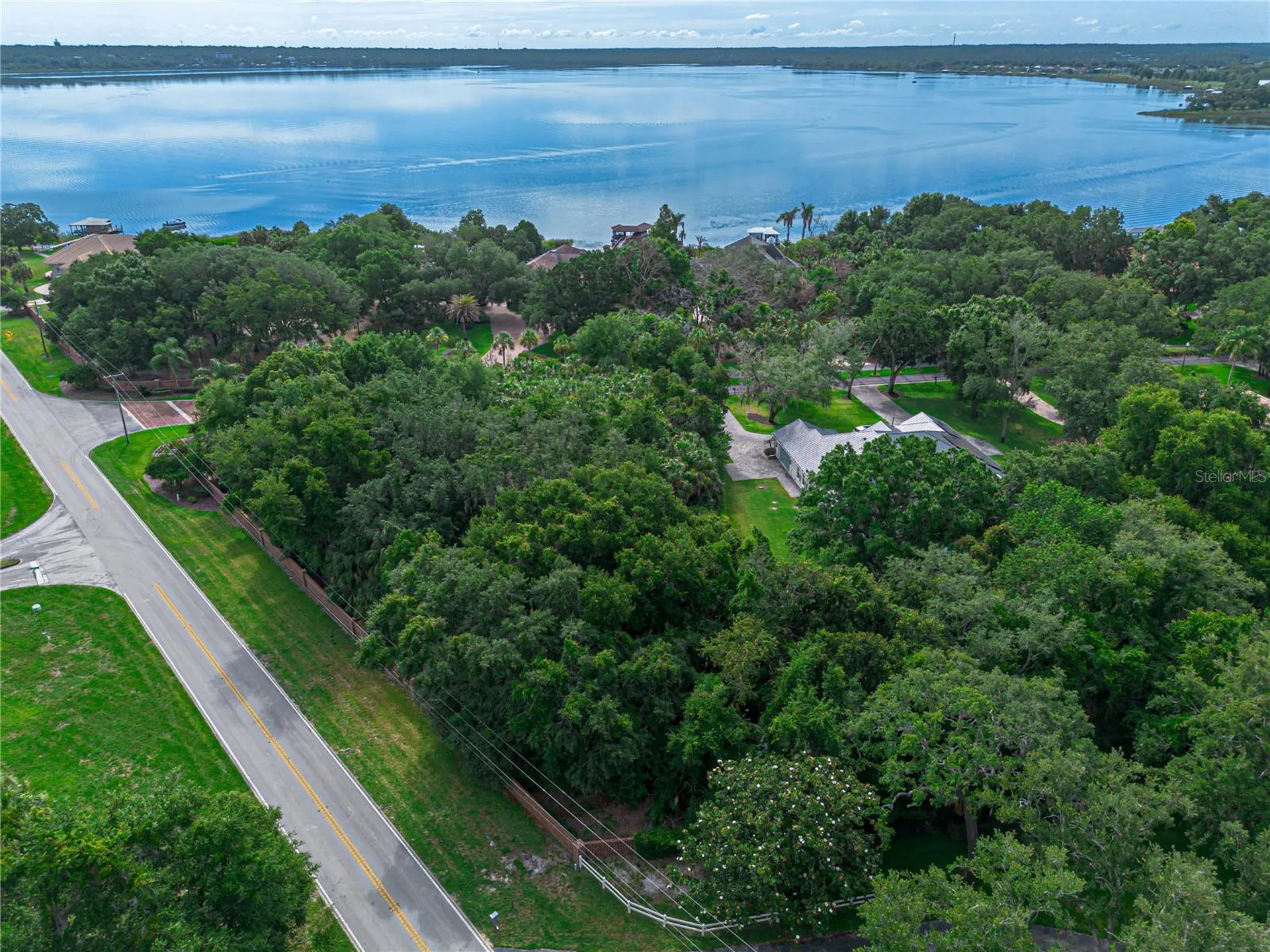 000 Lakeshore Pointe Boulevard Mount Dora FL 32757
