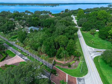 000 Lakeshore Pointe Boulevard Mount Dora FL 32757