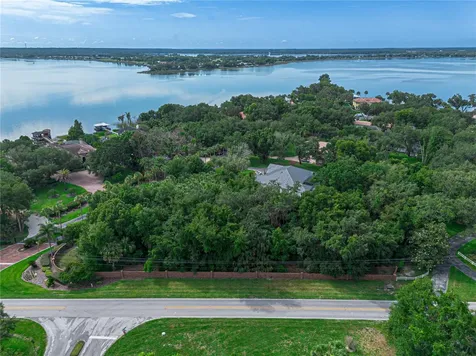 000 Lakeshore Pointe Boulevard Mount Dora FL 32757