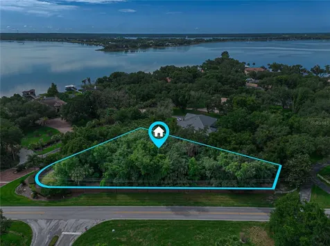 000 Lakeshore Pointe Boulevard Mount Dora FL 32757