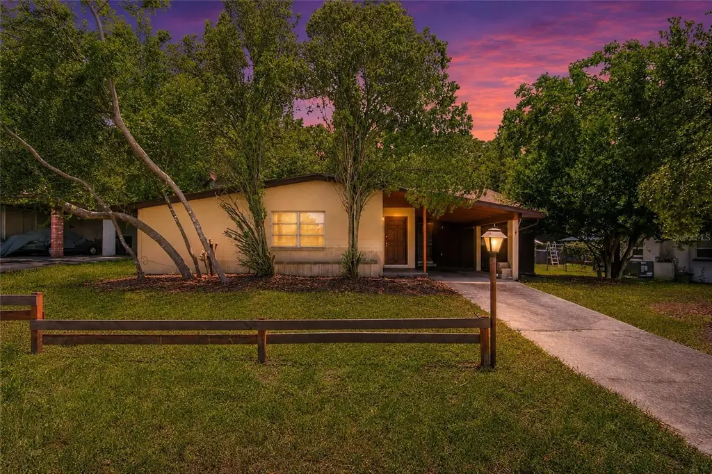 461 Sheldon Place Clermont FL 34711