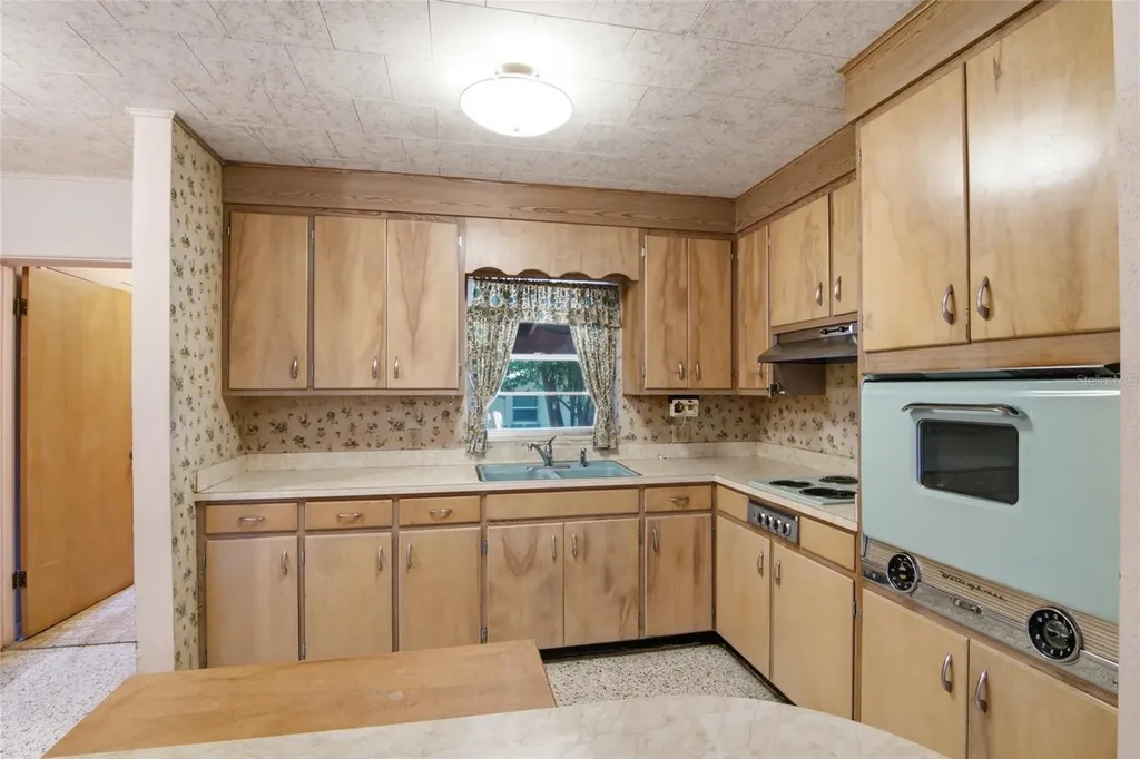 461 Sheldon Place Clermont FL 34711