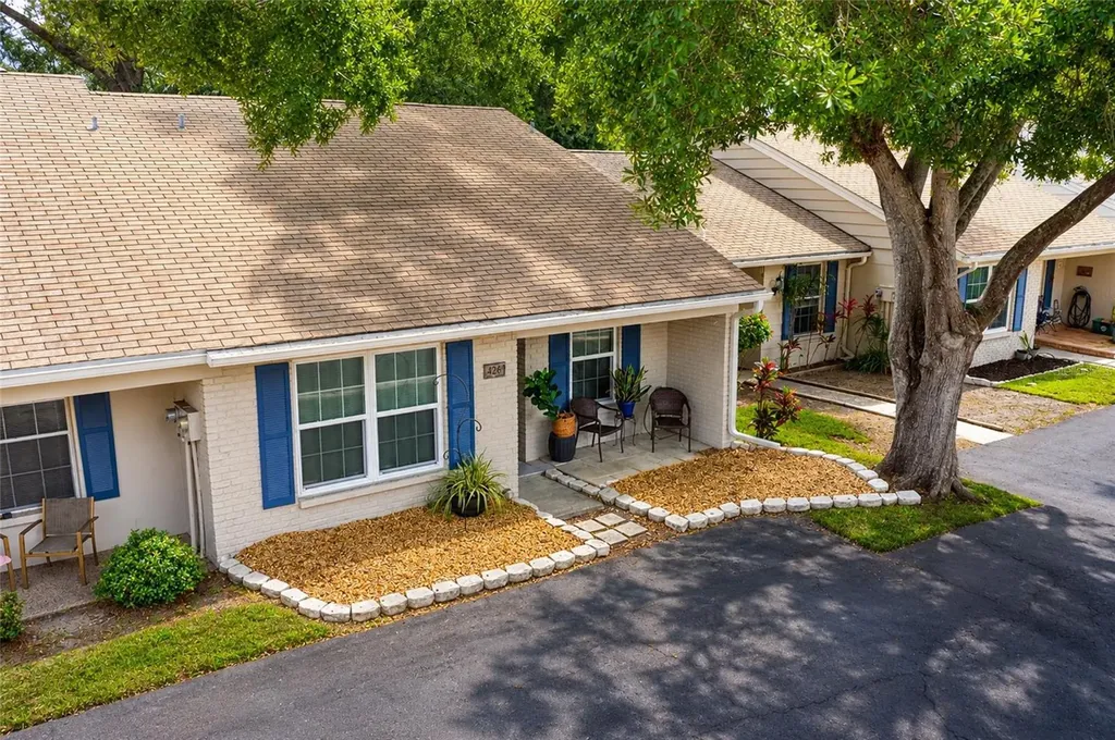 337 Plymouth Street Safety Harbor FL 34695