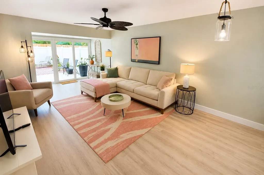 337 Plymouth Street Safety Harbor FL 34695