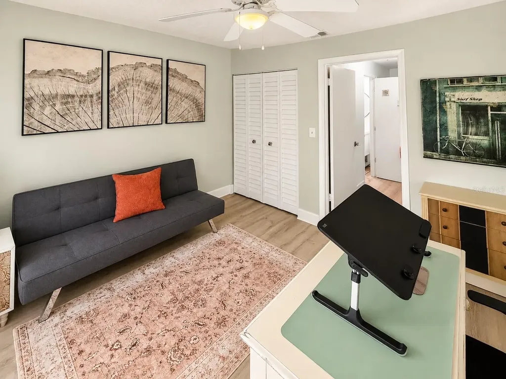 337 Plymouth Street Safety Harbor FL 34695