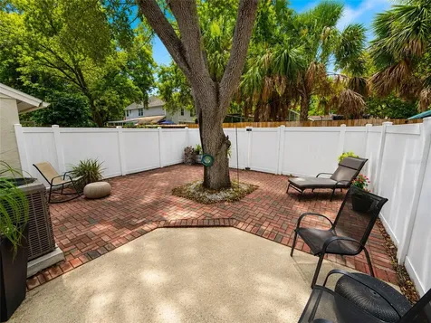 337 Plymouth Street Safety Harbor FL 34695