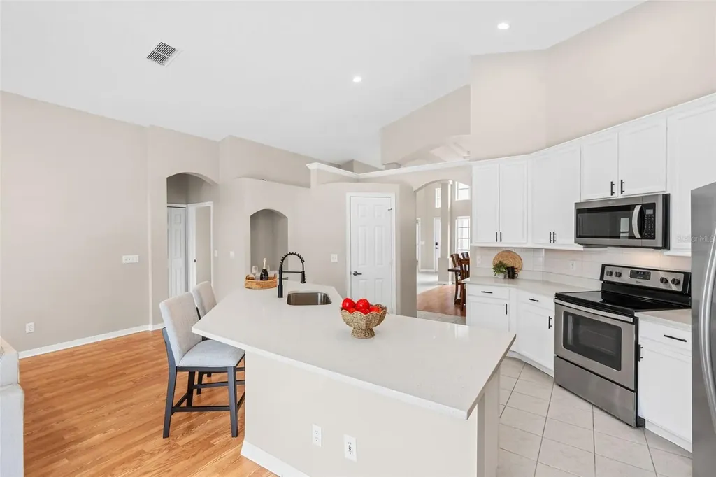 328 View Court Apopka FL 32703