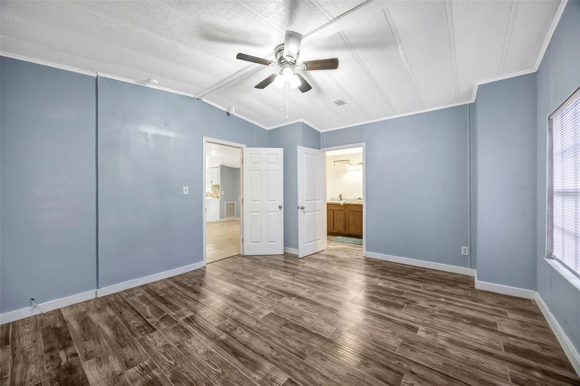 19115 Adirondack Terrace Dade City FL 33523