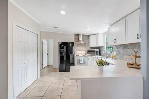 19115 Adirondack Terrace Dade City FL 33523