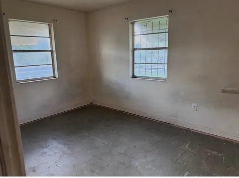 3942 Wells Street N Orlando FL 32805