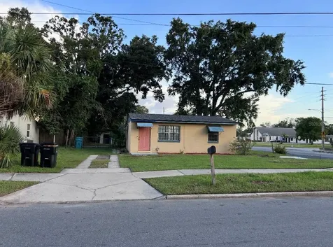 3942 Wells Street N Orlando FL 32805