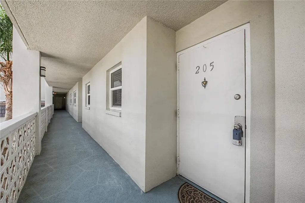 9 Forbes Place Dunedin FL 34698