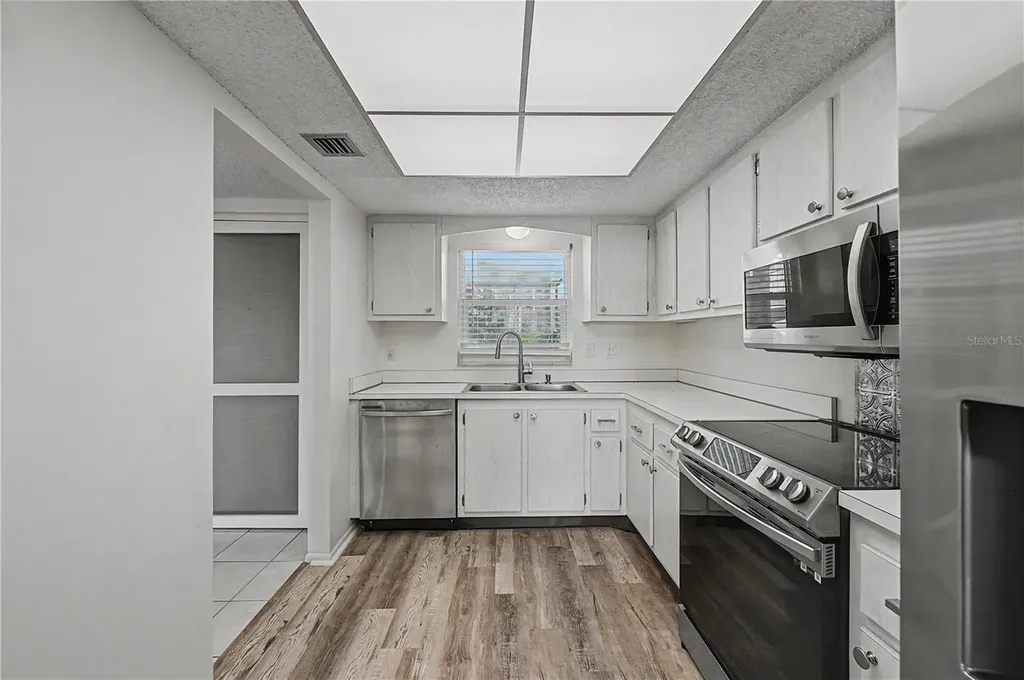 9 Forbes Place Dunedin FL 34698