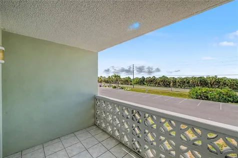 9 Forbes Place Dunedin FL 34698