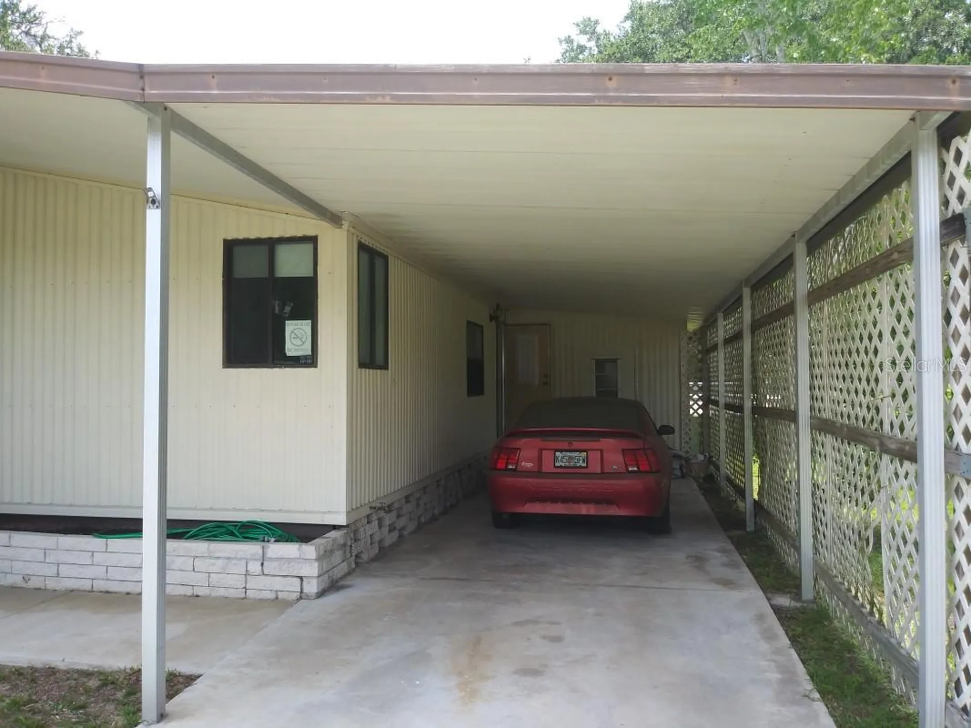 22 Canal Court Lake Panasoffkee FL 33538