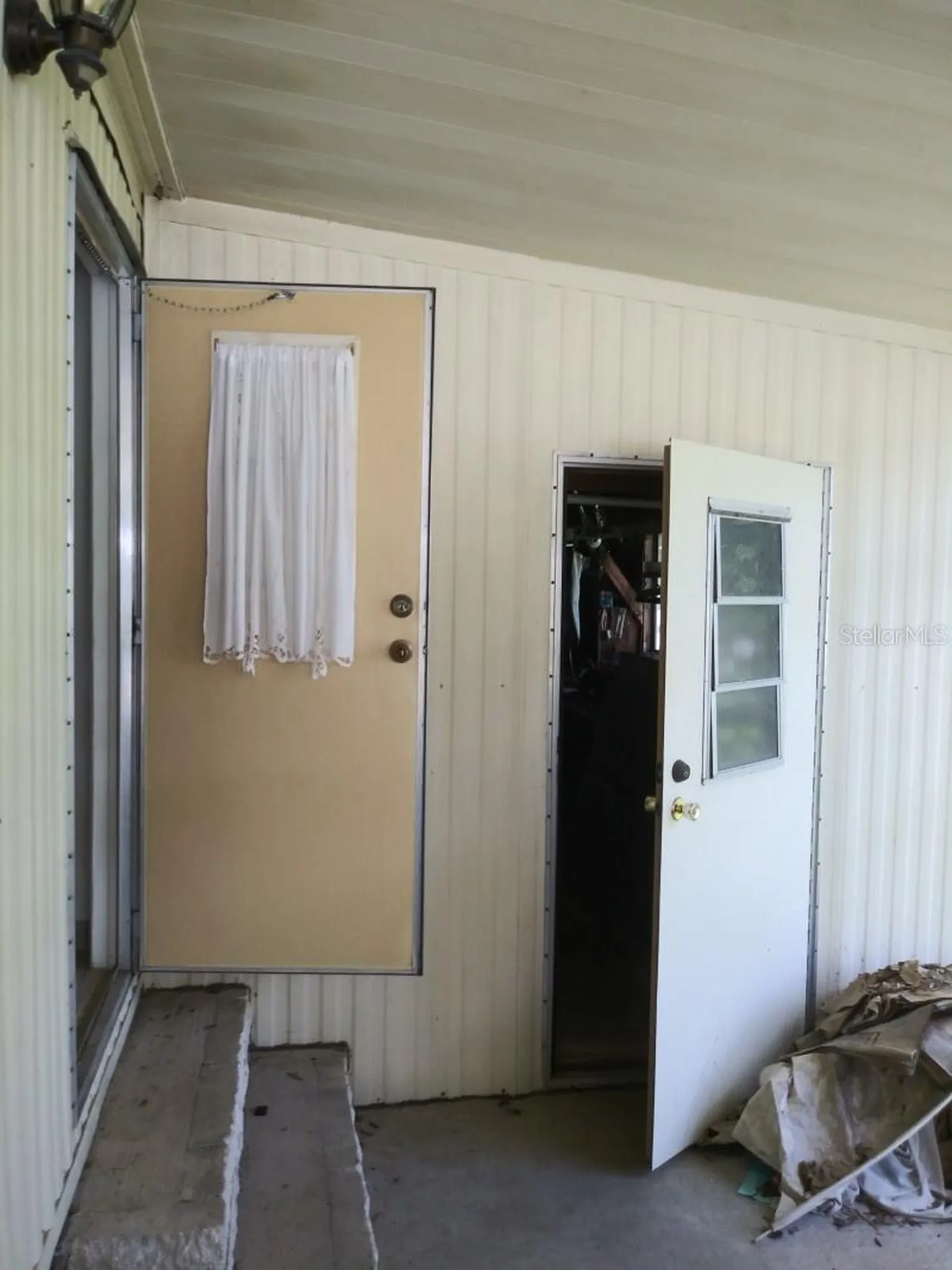 22 Canal Court Lake Panasoffkee FL 33538