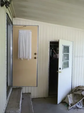 22 Canal Court Lake Panasoffkee FL 33538