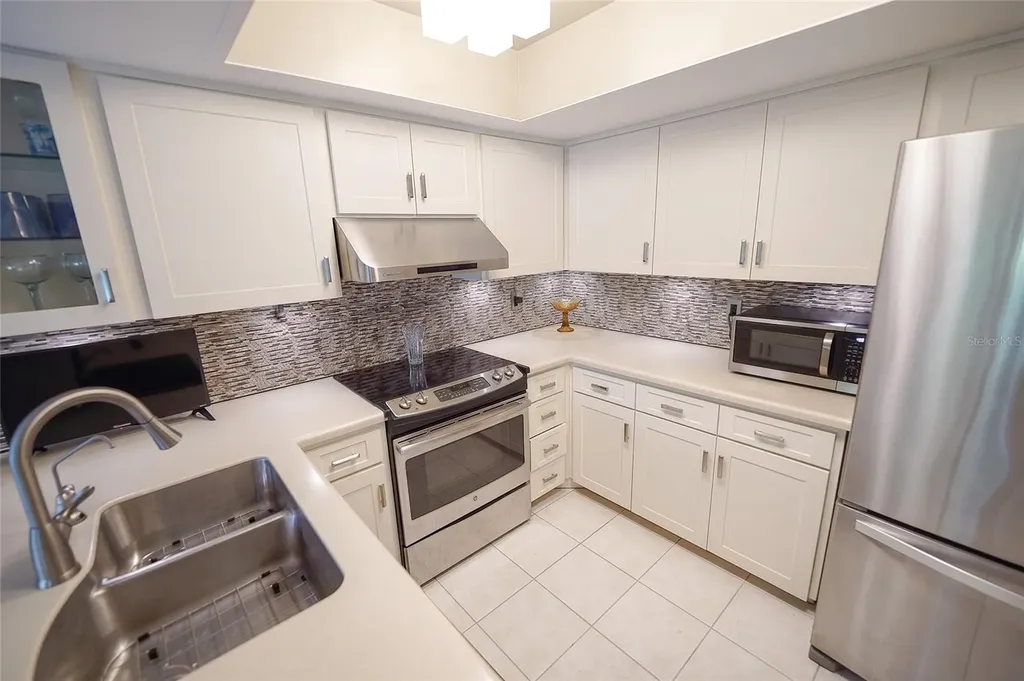 1613 St Catherine Drive E Dunedin FL 34698