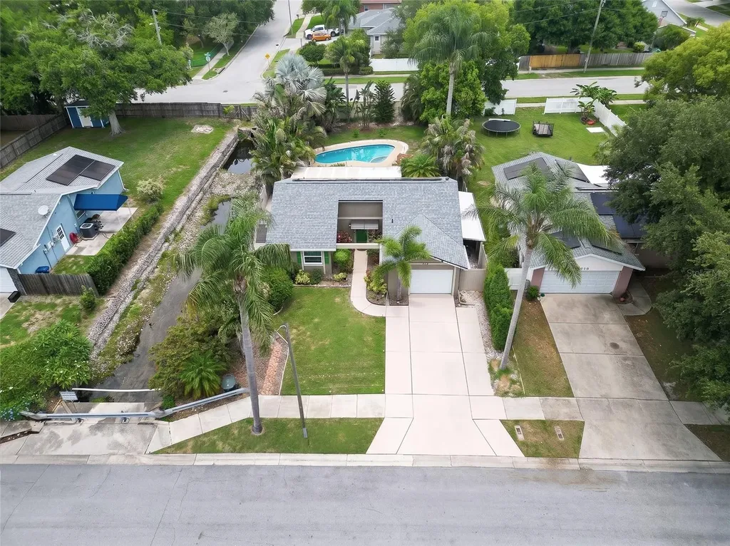 1613 St Catherine Drive E Dunedin FL 34698