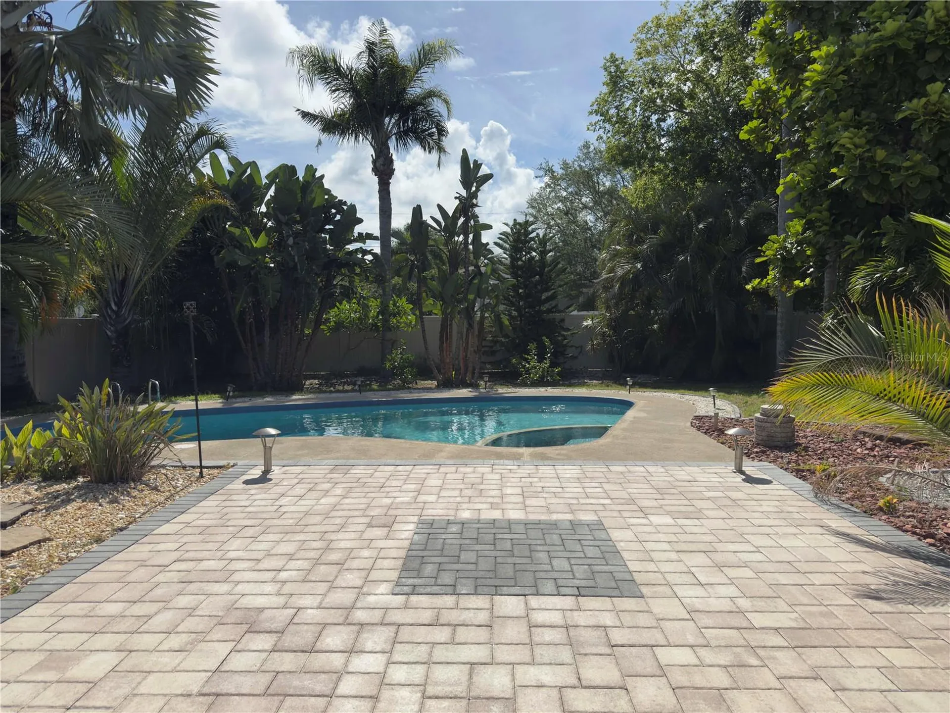 1613 St Catherine Drive E Dunedin FL 34698
