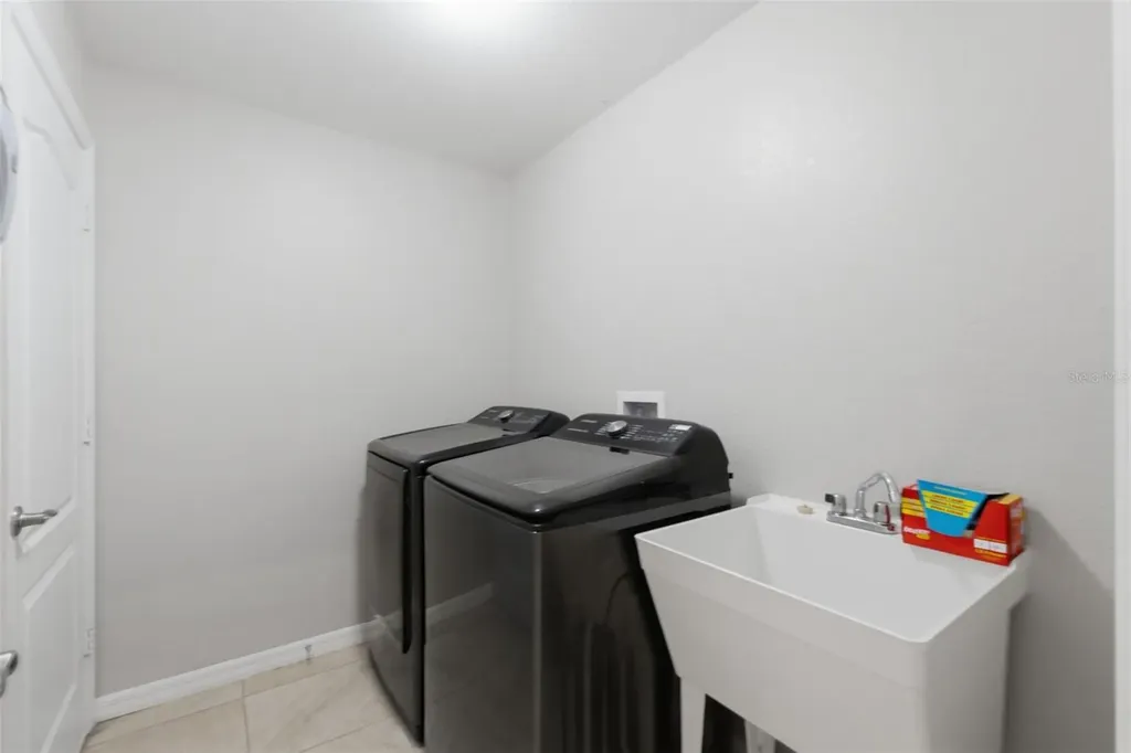 12155 Peregrine Falcon Avenue Weeki Wachee FL 34614