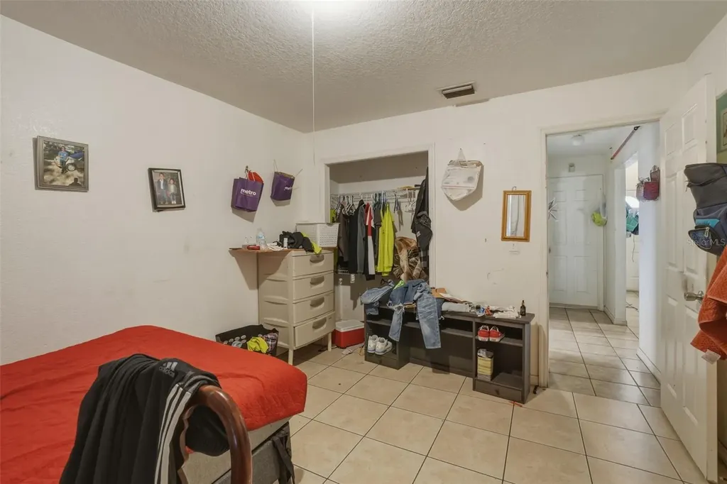 912 Paul Street Orlando FL 32808