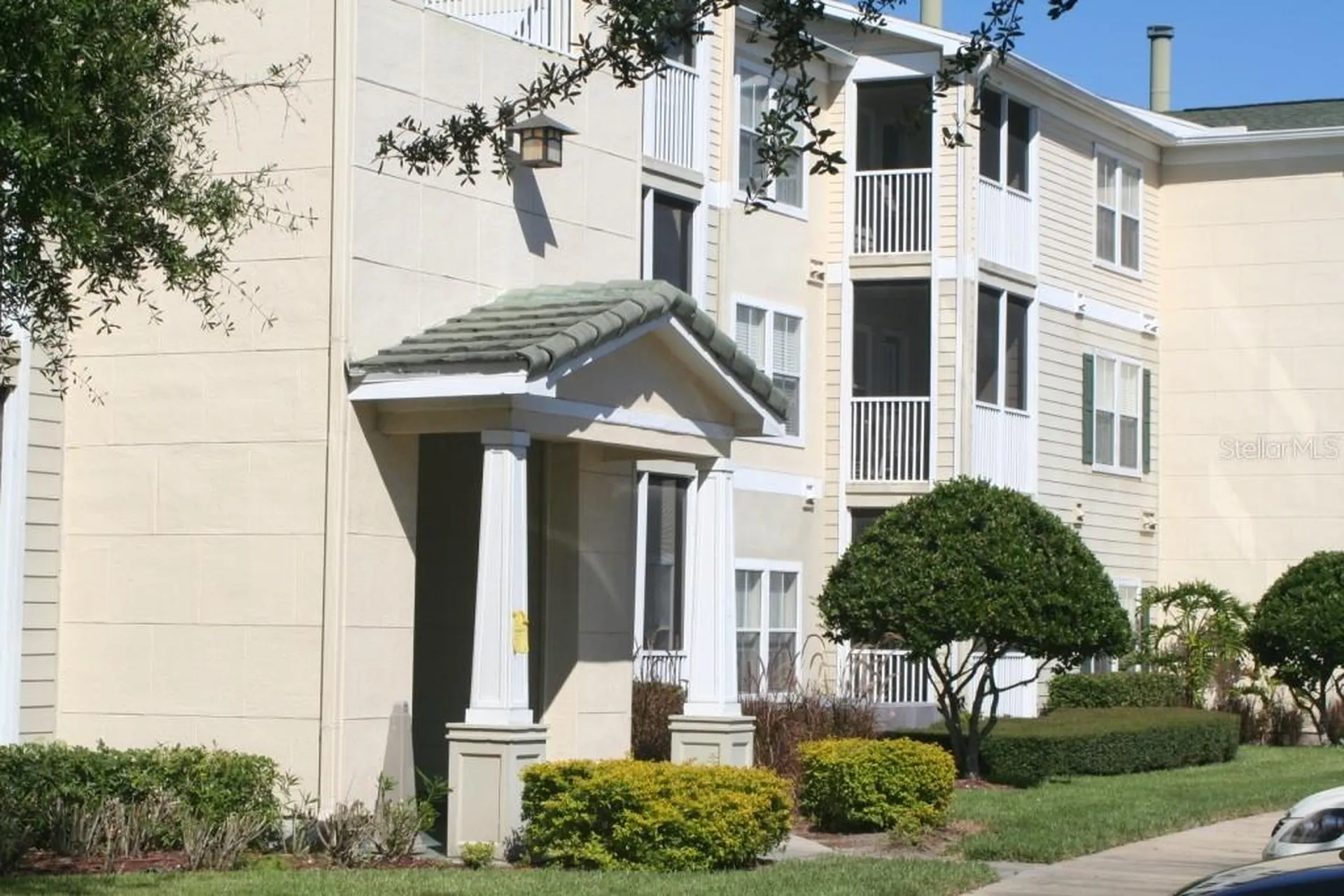 18501 Bridle Club Drive Tampa FL 33647