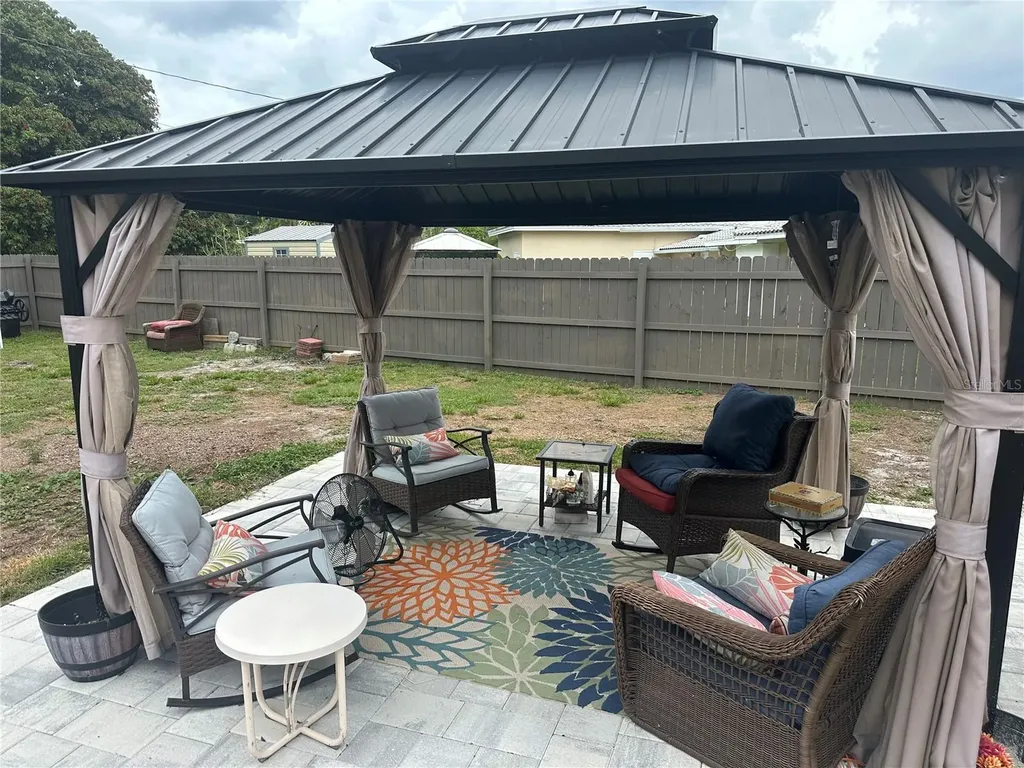 721 Oleander Way S South Pasadena FL 33707