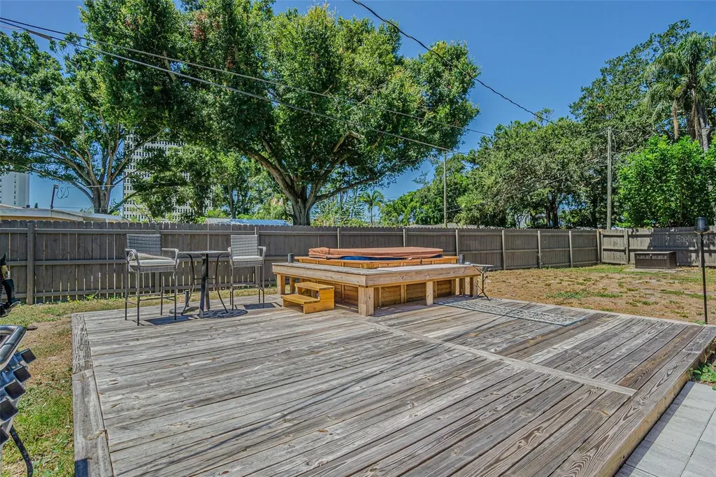721 Oleander Way S South Pasadena FL 33707