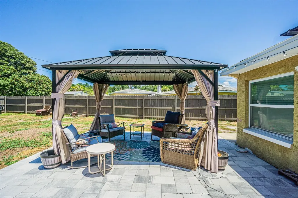 721 Oleander Way S South Pasadena FL 33707
