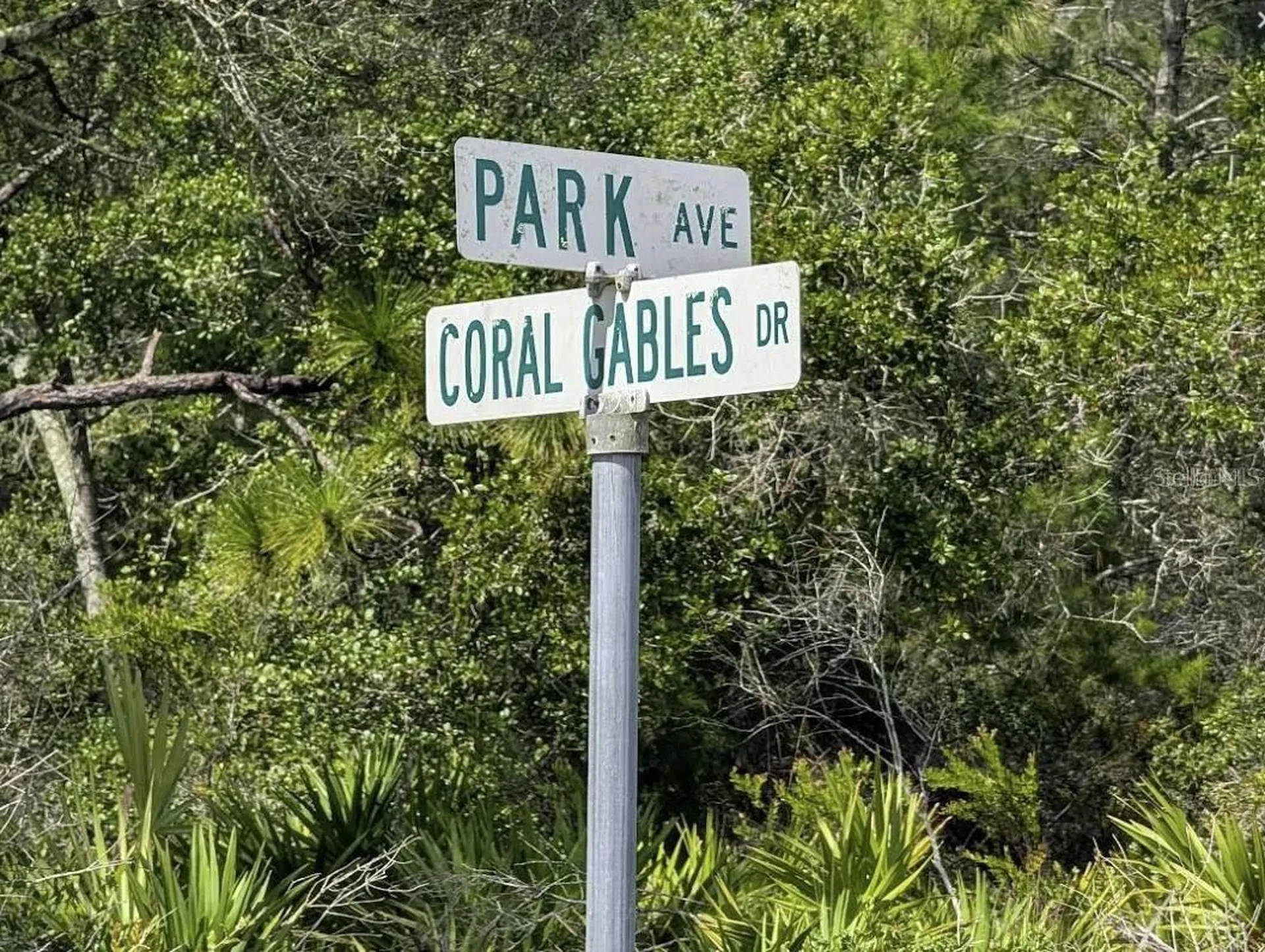 Coral Gables Drive Indian Lake Estates FL 33855