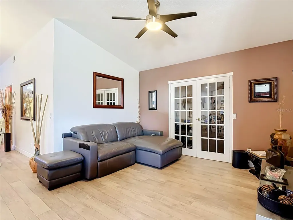 14208 Avonlea Court Orlando FL 32824