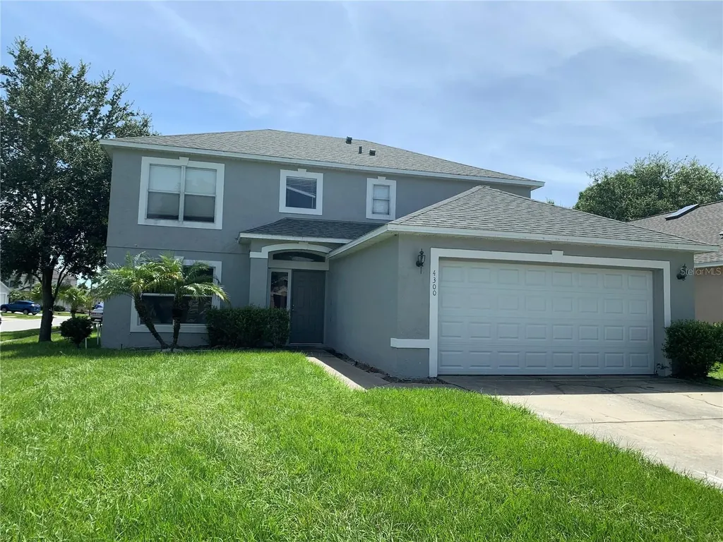 4300 Iveyglen Avenue Orlando FL 32826