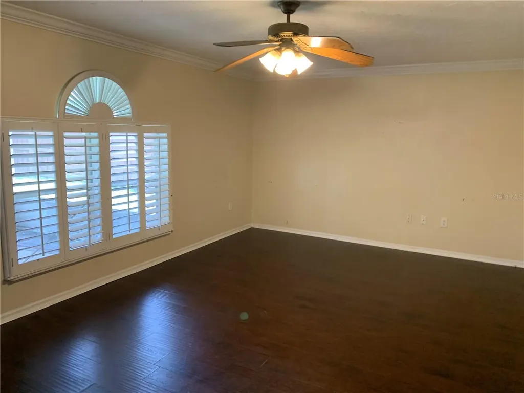 4300 Iveyglen Avenue Orlando FL 32826