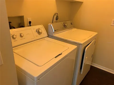 4300 Iveyglen Avenue Orlando FL 32826