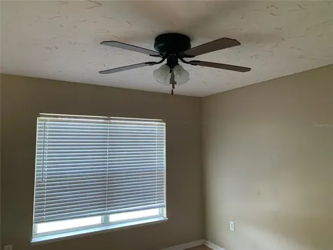 4300 Iveyglen Avenue Orlando FL 32826