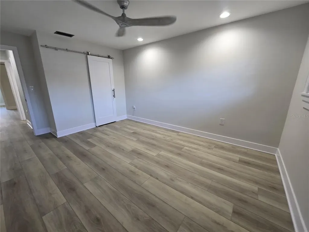 5750 80th Street N St Petersburg FL 33709
