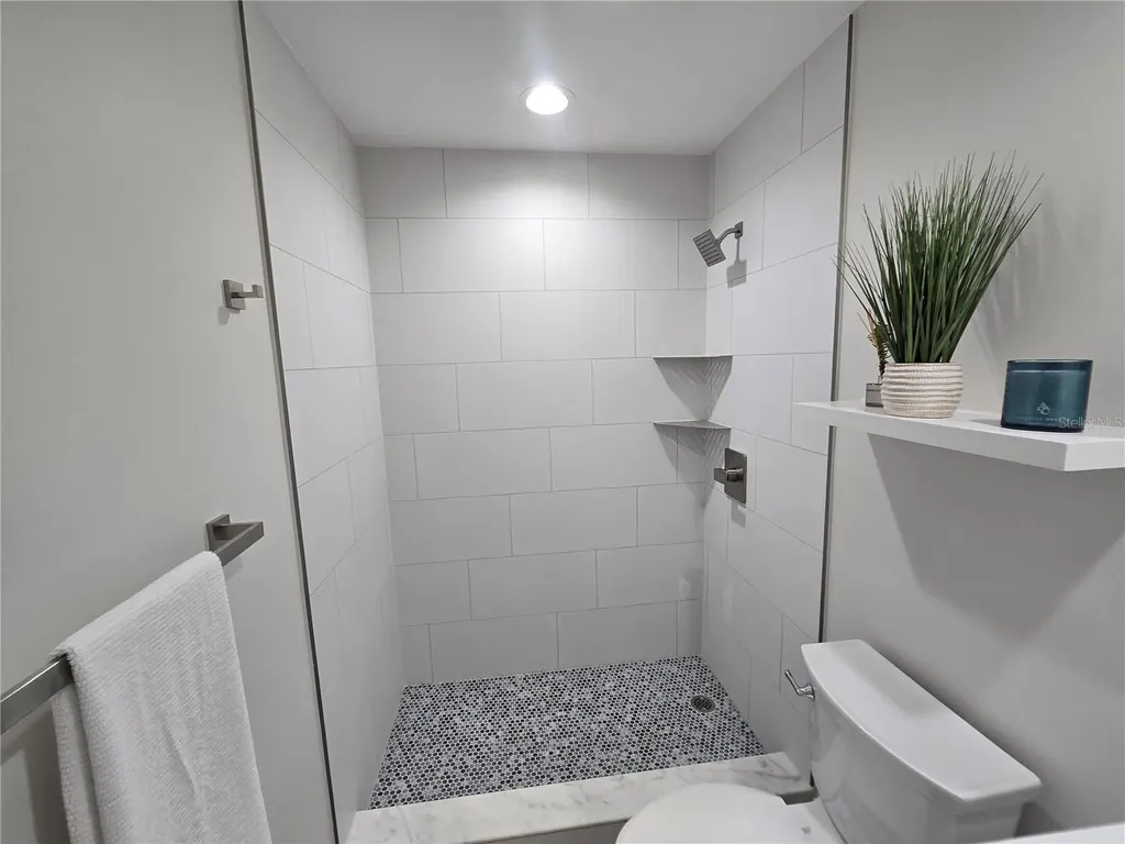 5750 80th Street N St Petersburg FL 33709