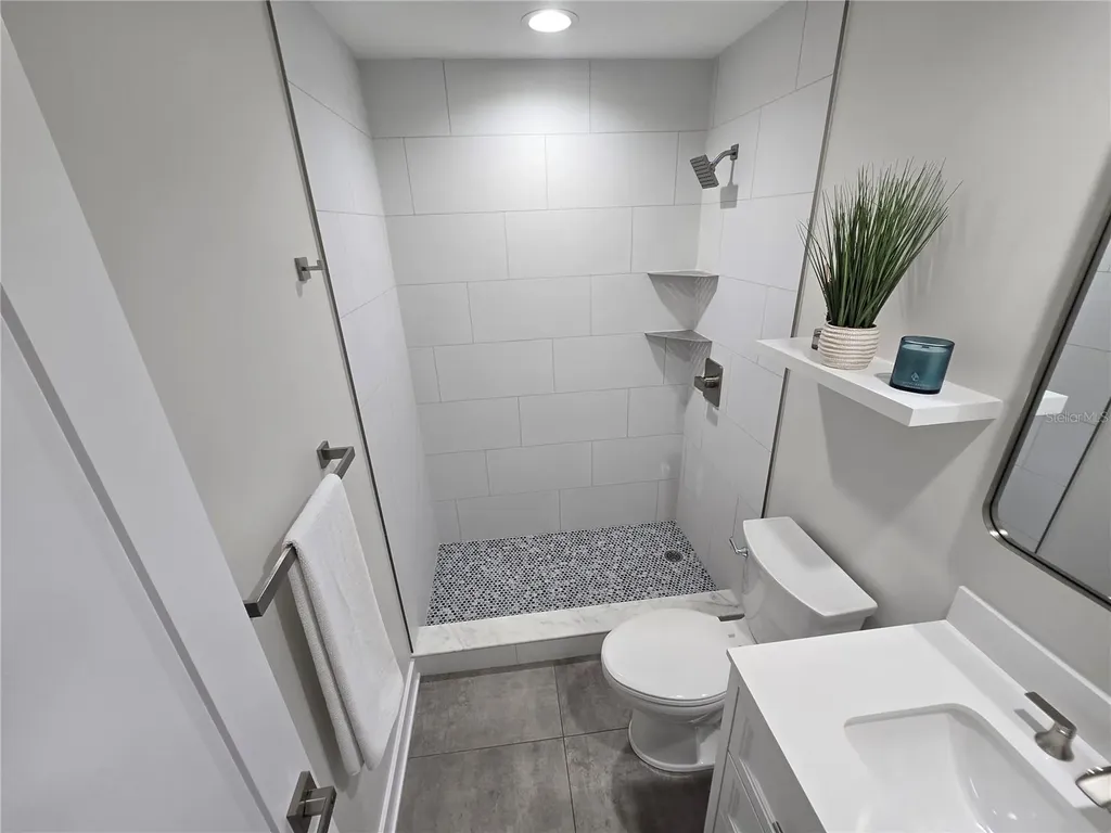 5750 80th Street N St Petersburg FL 33709