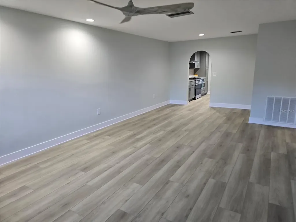 5750 80th Street N St Petersburg FL 33709