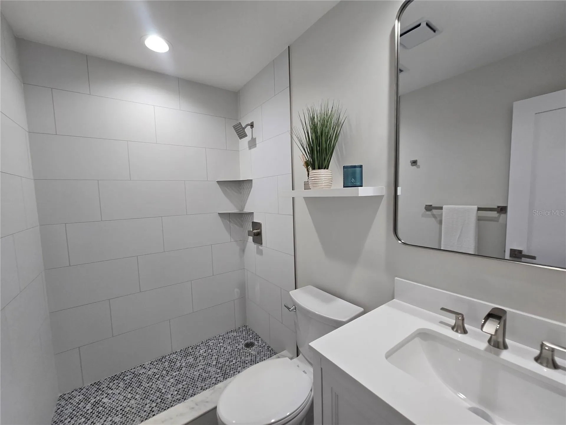 5750 80th Street N St Petersburg FL 33709
