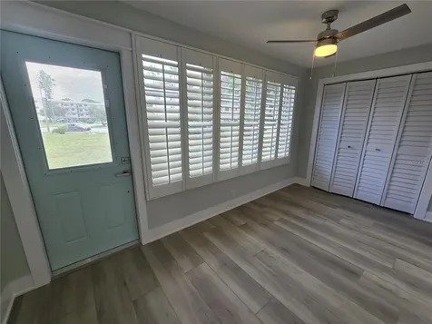 5750 80th Street N St Petersburg FL 33709