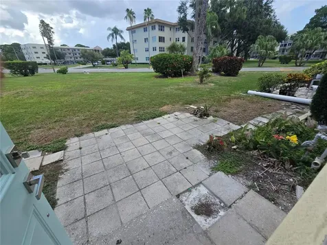 5750 80th Street N St Petersburg FL 33709