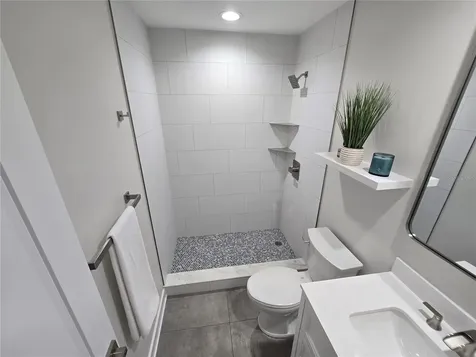 5750 80th Street N St Petersburg FL 33709